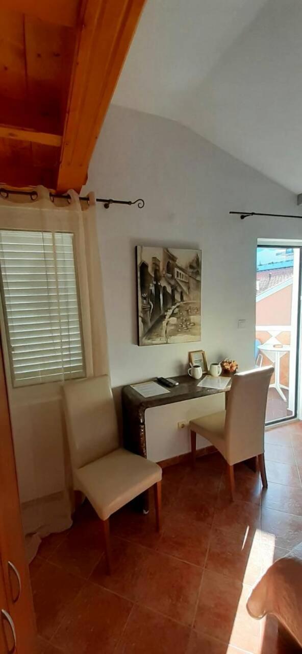 Apartmani M Herceg Novi Rum bild