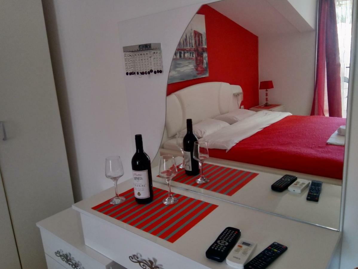 Apartmani M Herceg Novi Exteriör bild